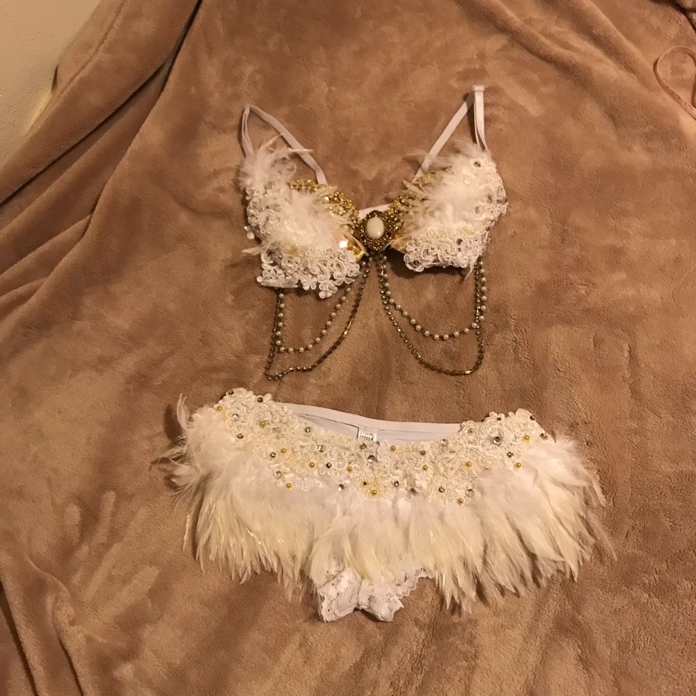 White feather festival/rave top and bottom